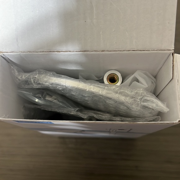 Brand new Adjustable Cell Phone Stand - Picture 3 of 3